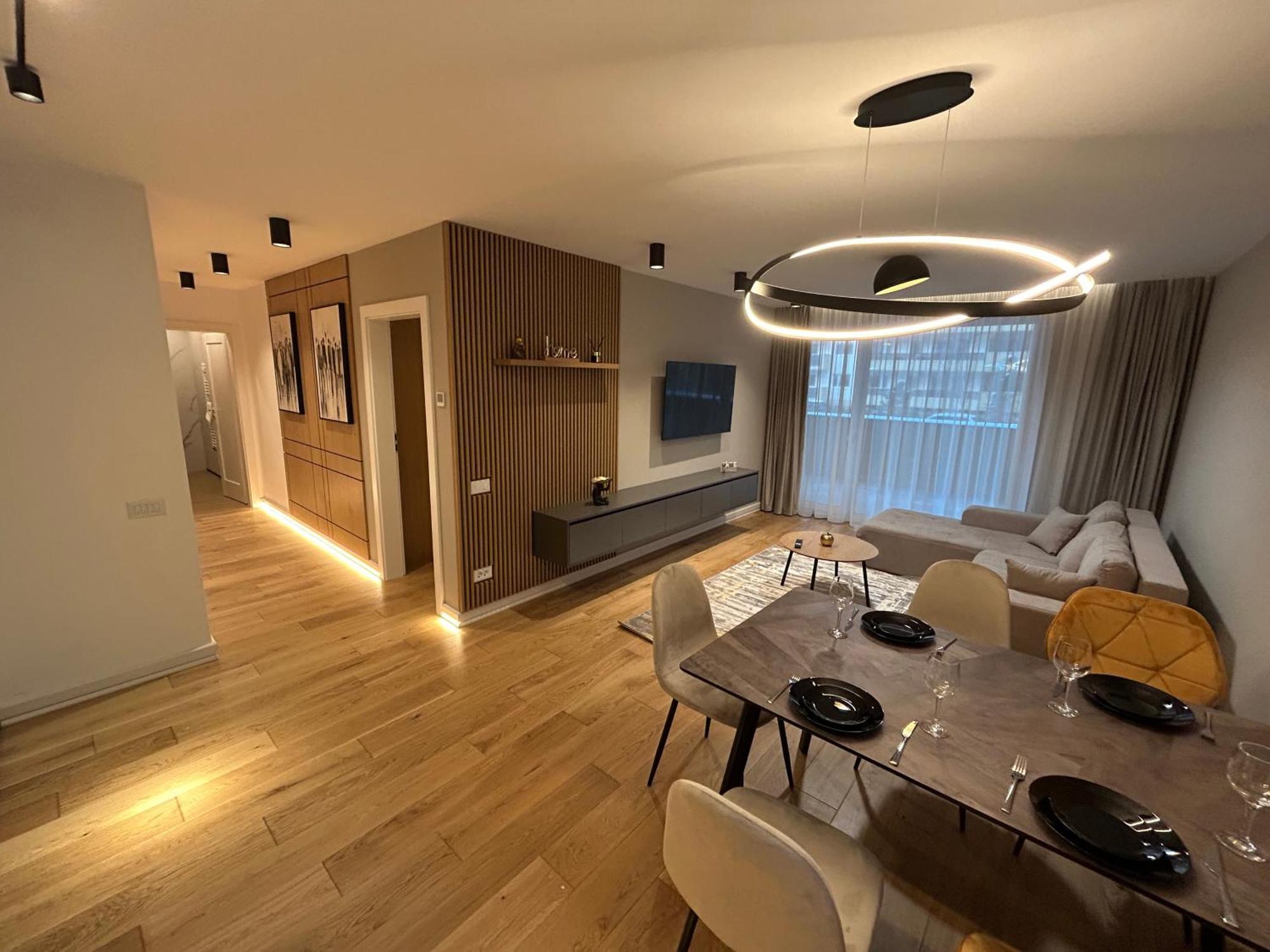 B-Holiday Luxury Apartments Urban Plaza บราชอฟ ภายนอก รูปภาพ