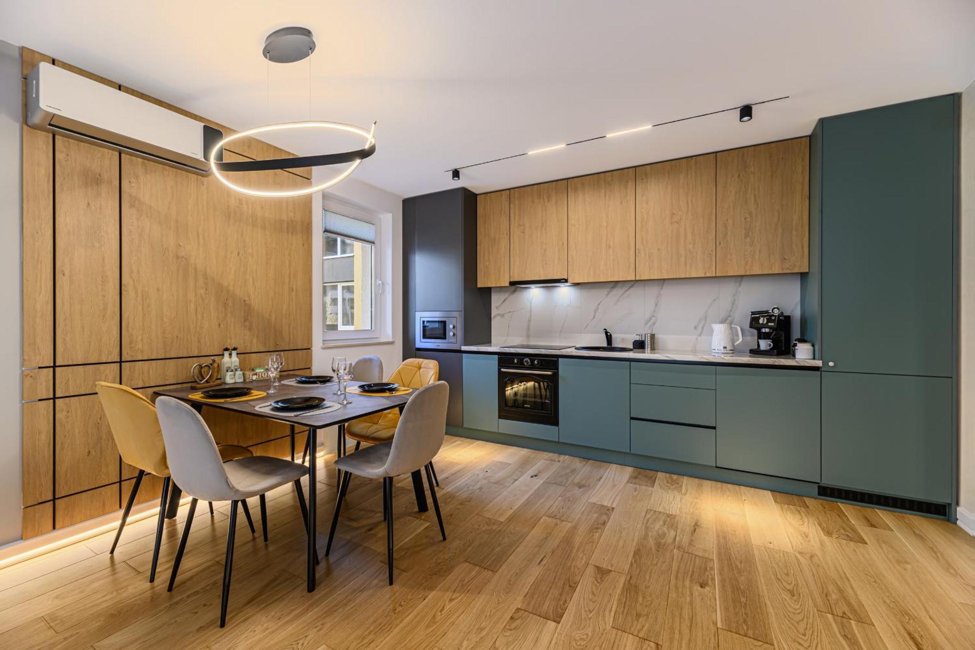 B-Holiday Luxury Apartments Urban Plaza บราชอฟ ภายนอก รูปภาพ