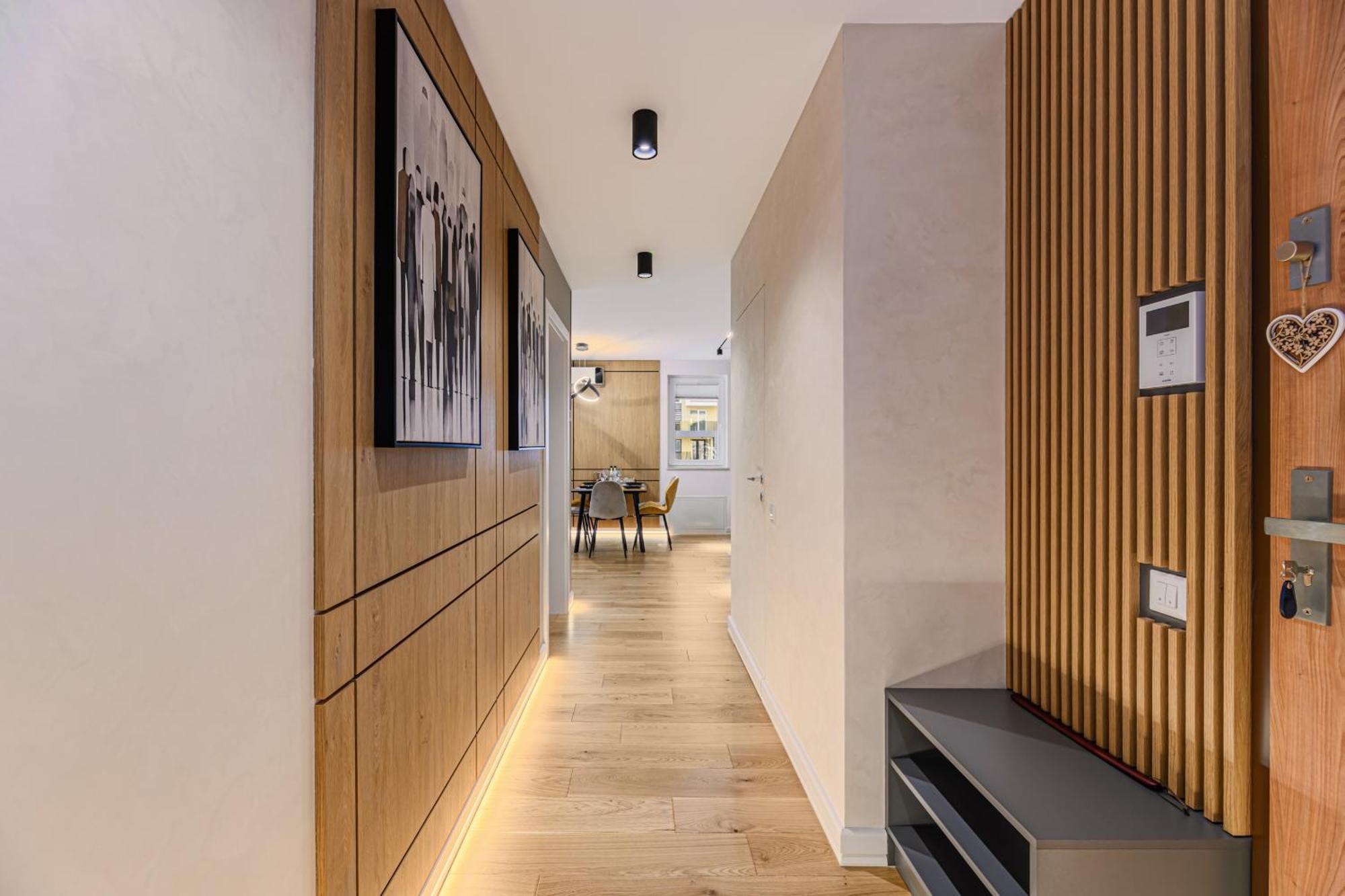 B-Holiday Luxury Apartments Urban Plaza บราชอฟ ภายนอก รูปภาพ