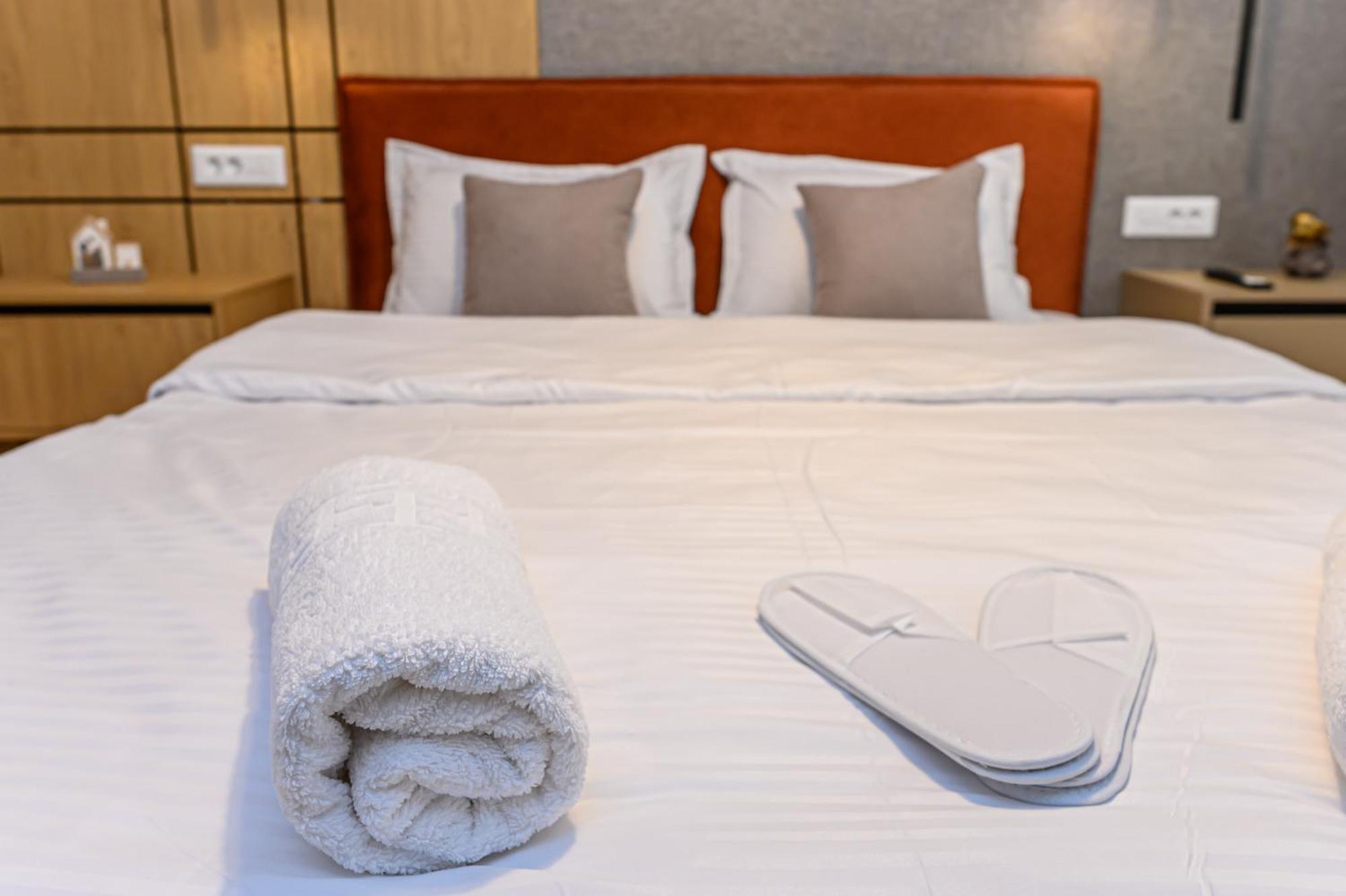 B-Holiday Luxury Apartments Urban Plaza บราชอฟ ภายนอก รูปภาพ