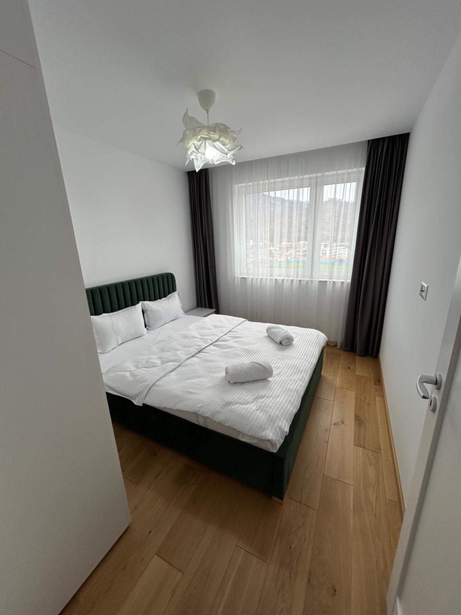 B-Holiday Luxury Apartments Urban Plaza บราชอฟ ภายนอก รูปภาพ